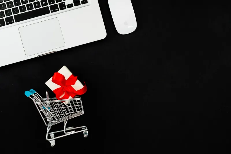 Still Listed, Already Gone: The Phantom Inventory Haunting Online Marketplaces